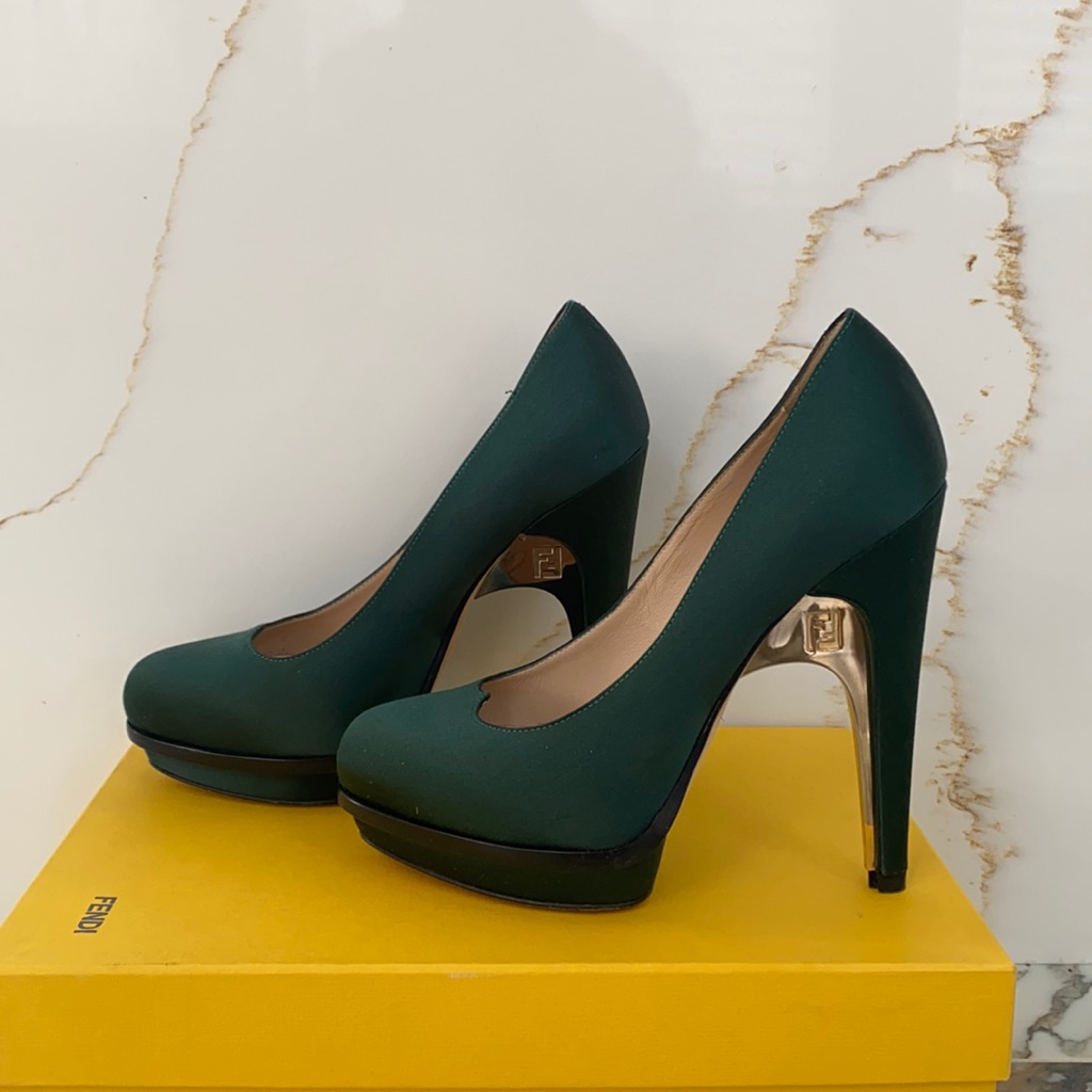 Fendi Dark Green Satin Pumps Size 37